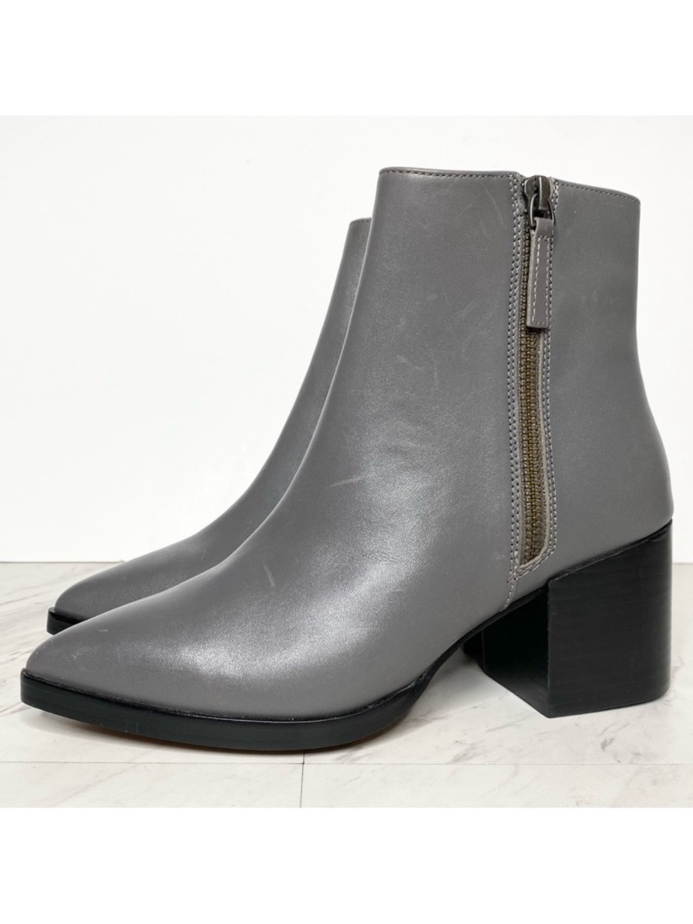 Linea Paolo Viva Gray Pointy Toe Bootie 7M